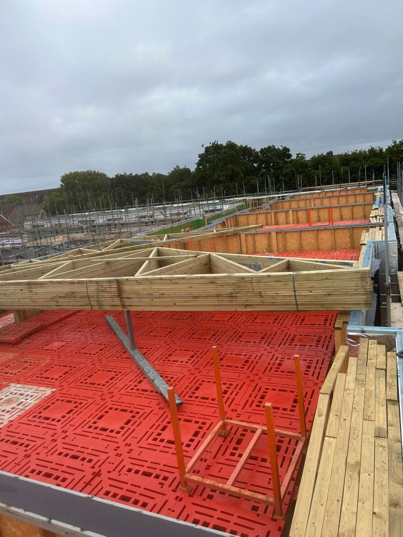 1,200 m² Crash Deck, Cardiff — image 4