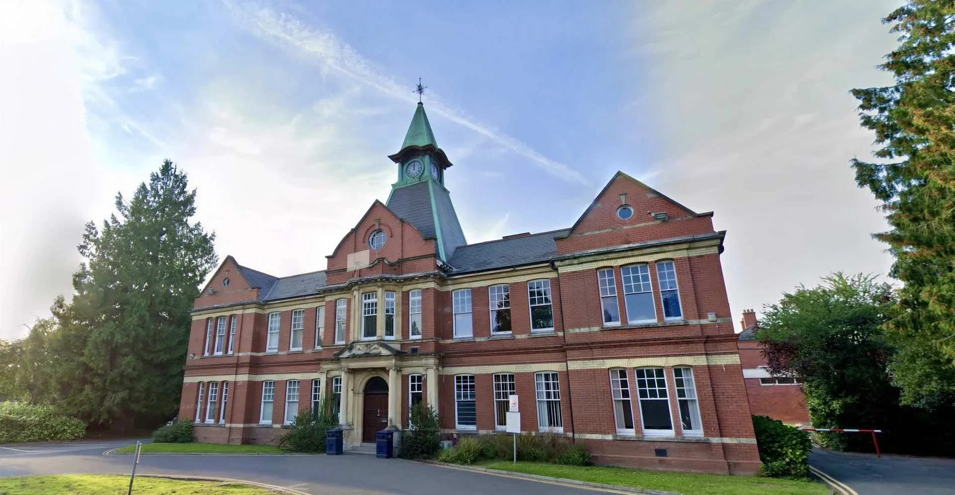 St Cadoc's Hospital, Caerleon — scaffolding by Trust Scaffolding