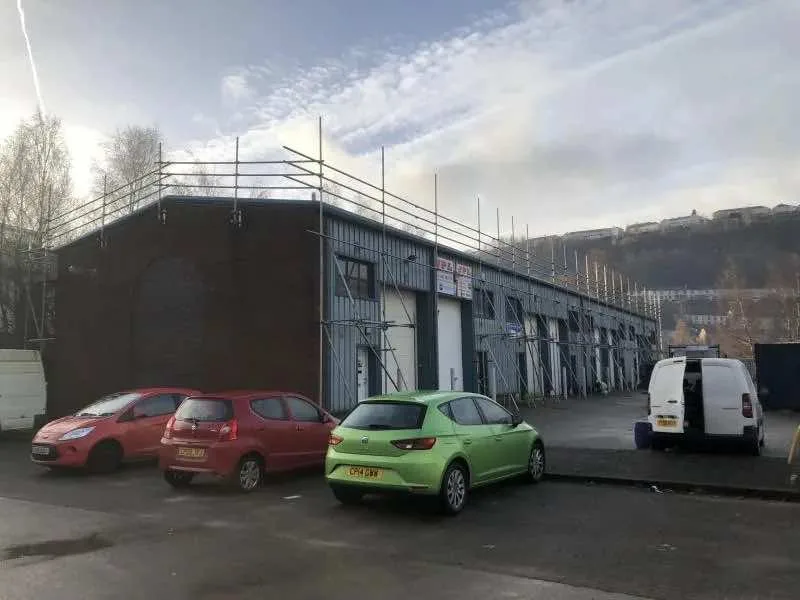 Edge Protection scaffolding in South Wales — image 2